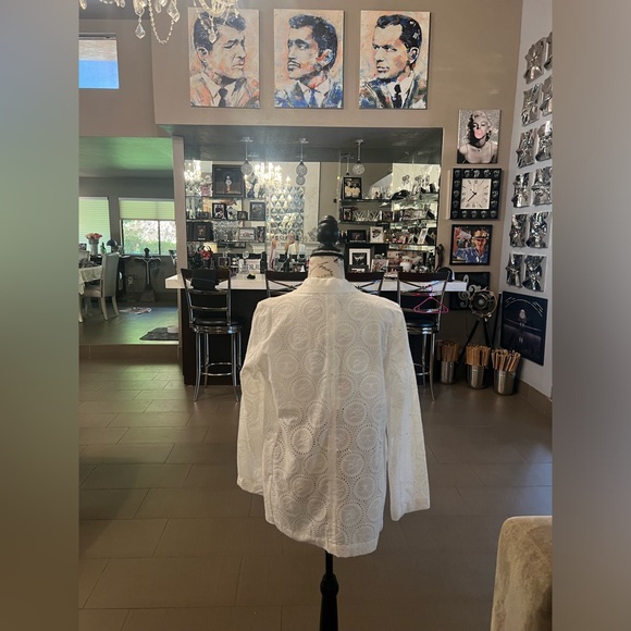 🆕 Karl Lagerfeld Paris Cotton Eyelet Two Button Blazer - Picture 12 of 16